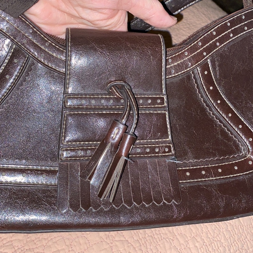 Apt 9 handbag in brown faux leather ; 100% man made.  Excellent used condition